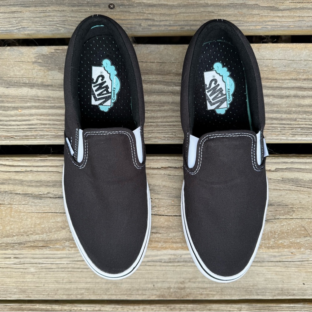 Vans Classic Black Canvas Slip-On -NEW